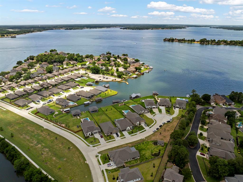 12211 Grey Plover Court, Conroe, Texas image 10