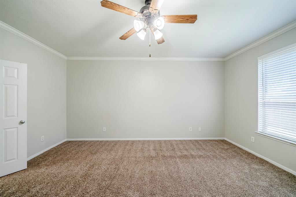 8826 Silver Yacht Drive, Humble, Texas image 14