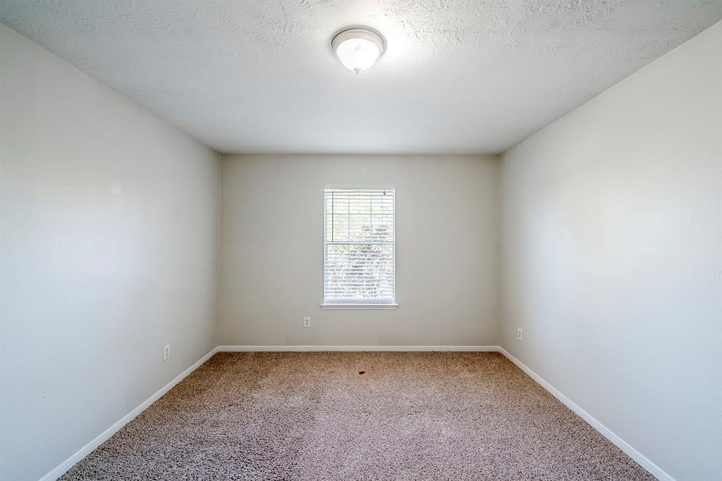 8826 Silver Yacht Drive, Humble, Texas image 30