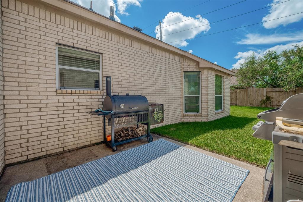 11410 Starlight Bay Street, Pearland, Texas image 34