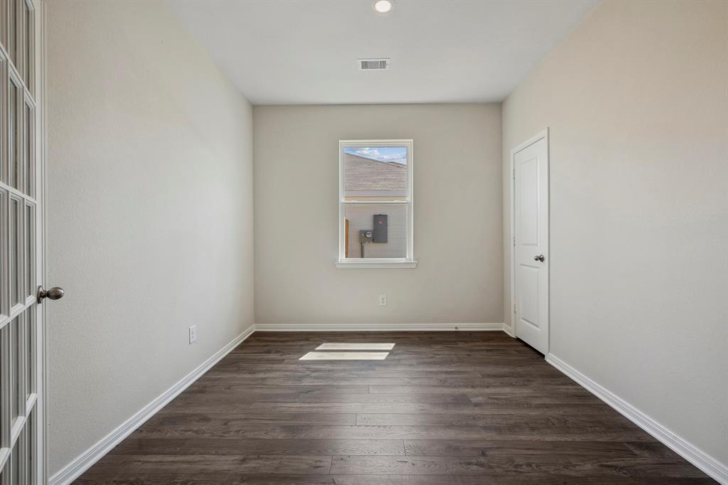 10399 Red Cardinal Drive, Cleveland, Texas image 2