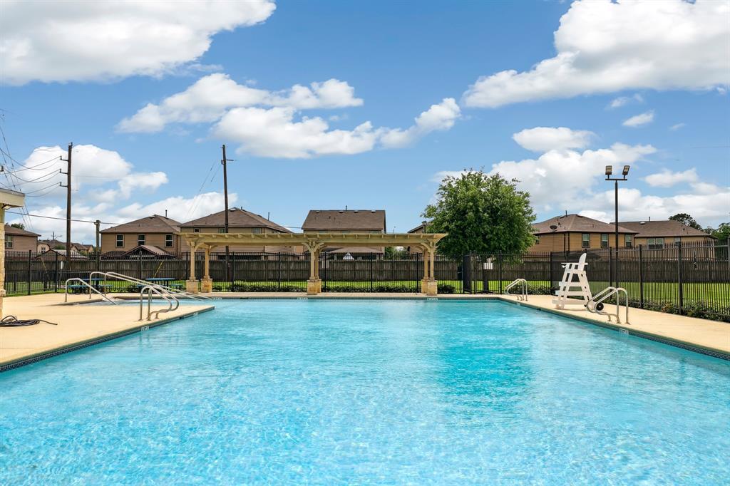 7156 Village Lake Drive, Cypress, Texas image 24
