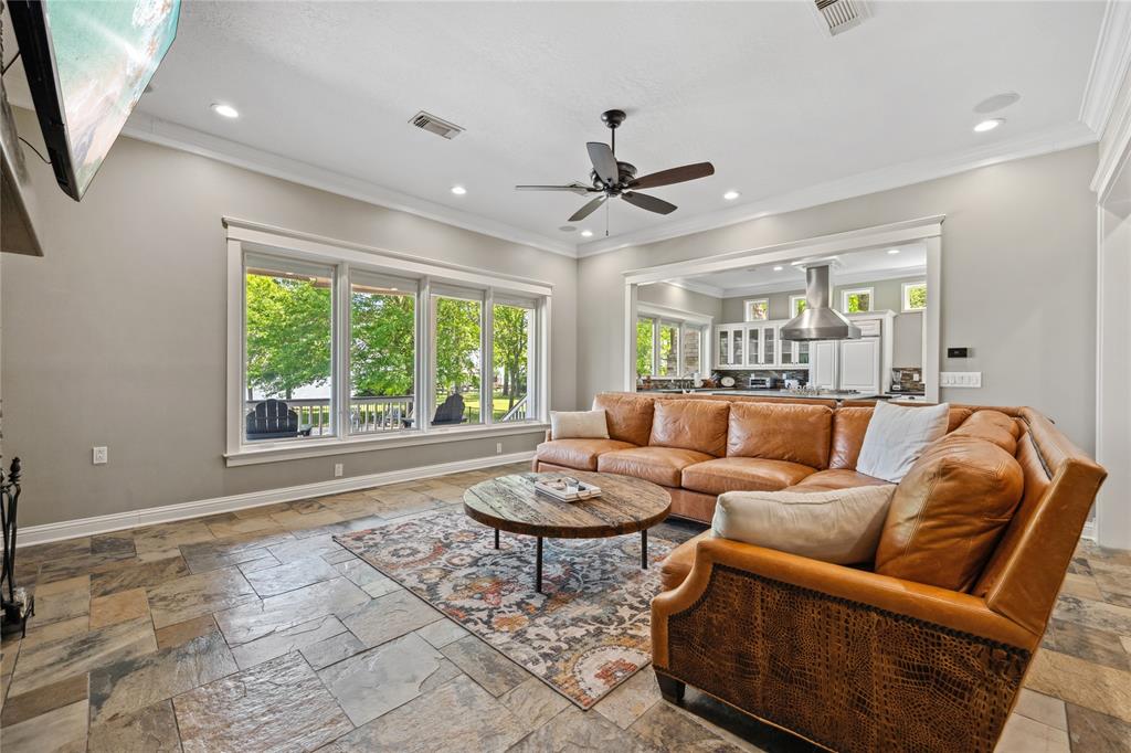 101 Oak Arbor Lane, Coldspring, Texas image 23