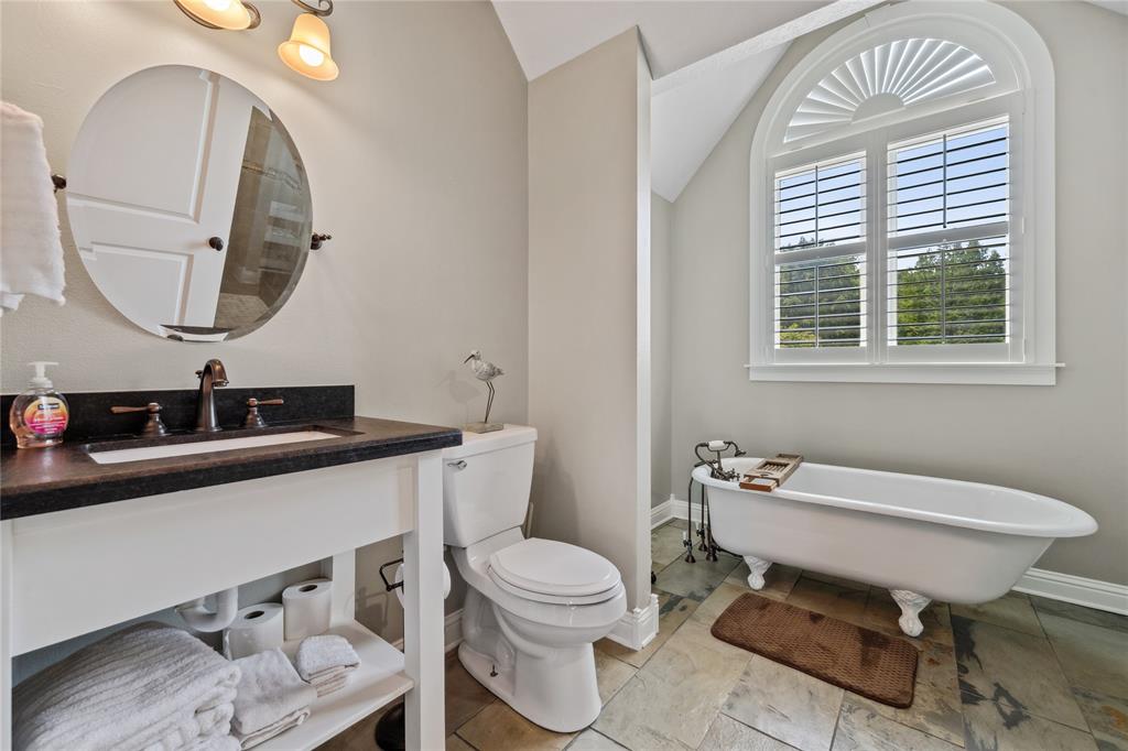 101 Oak Arbor Lane, Coldspring, Texas image 33