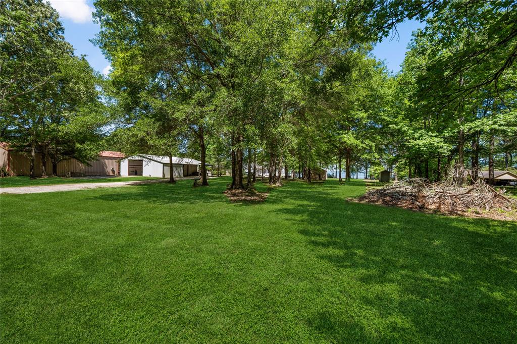 101 Oak Arbor Lane, Coldspring, Texas image 6