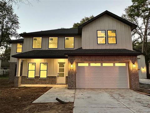 A home in Conroe