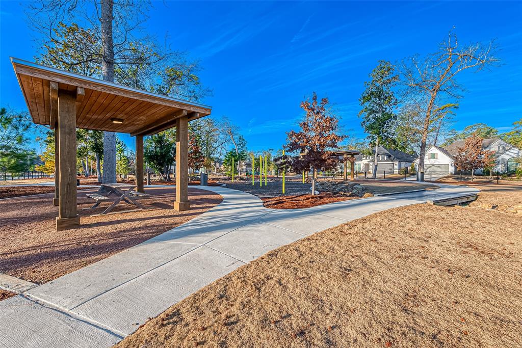 213 Trapper Creek Drive, Conroe, Texas image 29