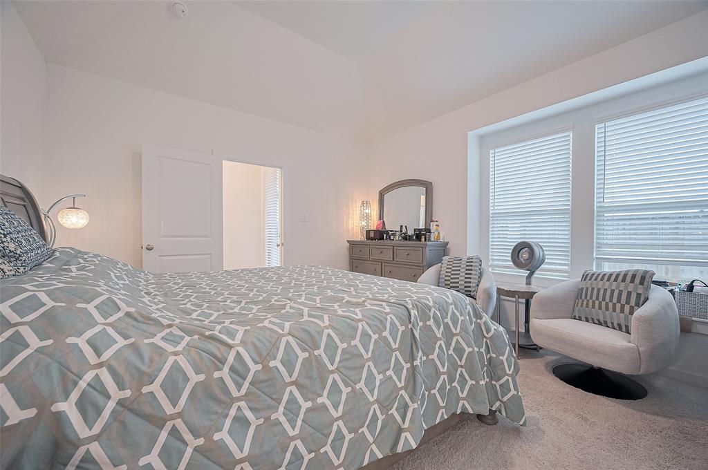 213 Trapper Creek Drive, Conroe, Texas image 20