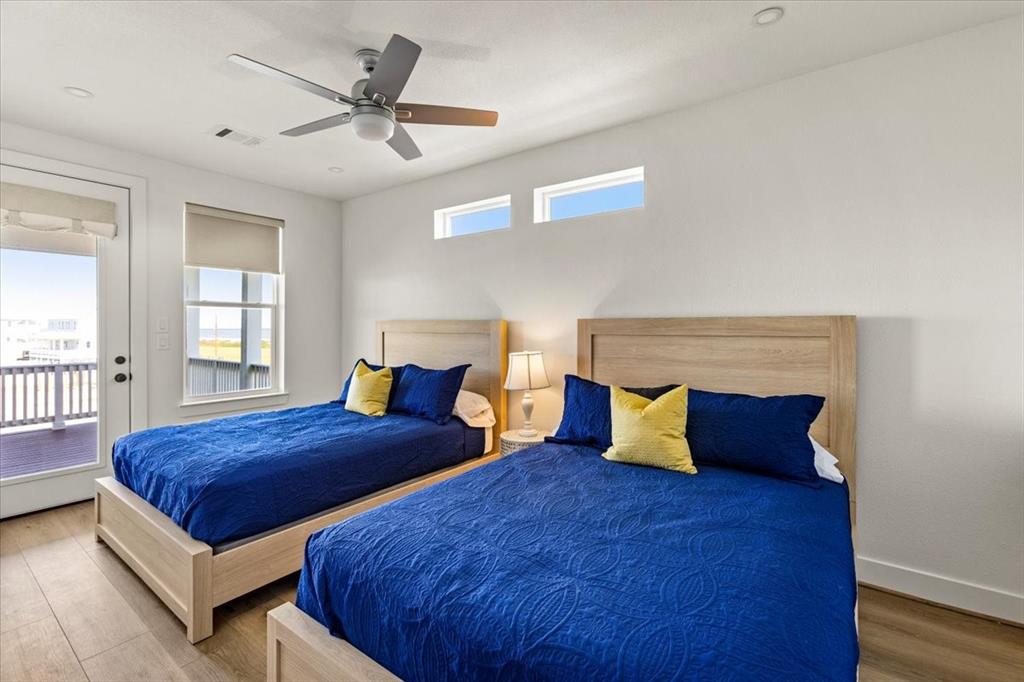 3843 Ohana Ln Lane, Galveston, Texas image 31