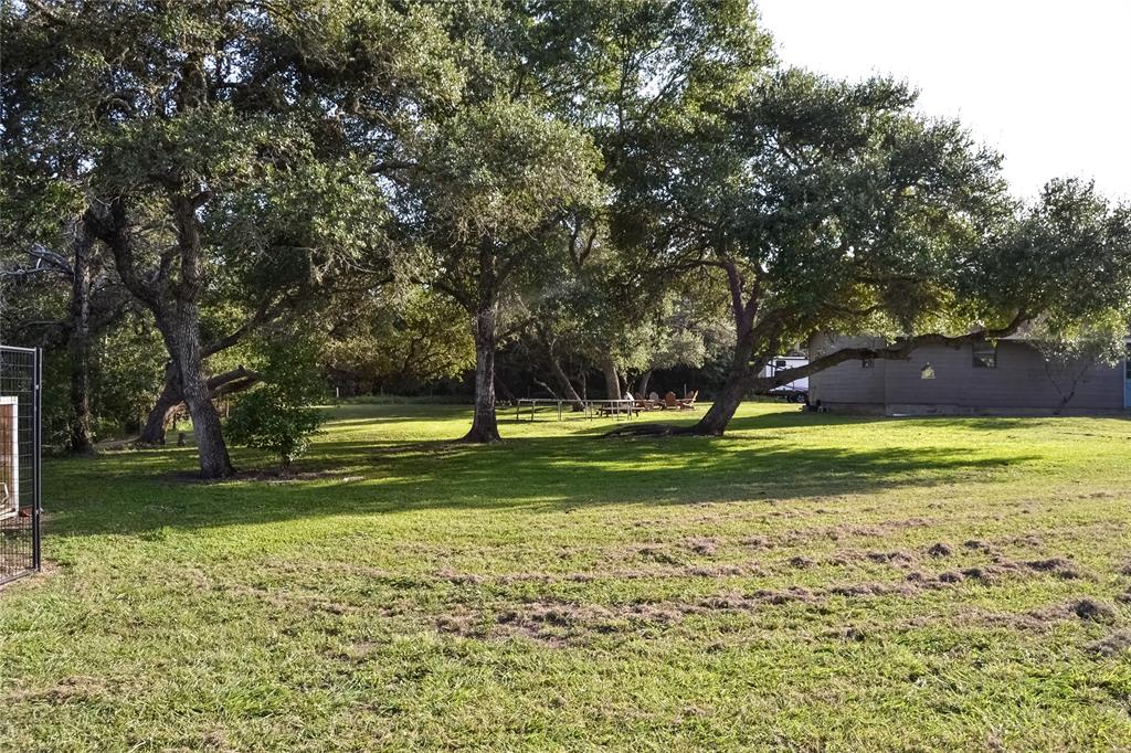 1350 County Road 211 Rd, Weimar, Texas image 18