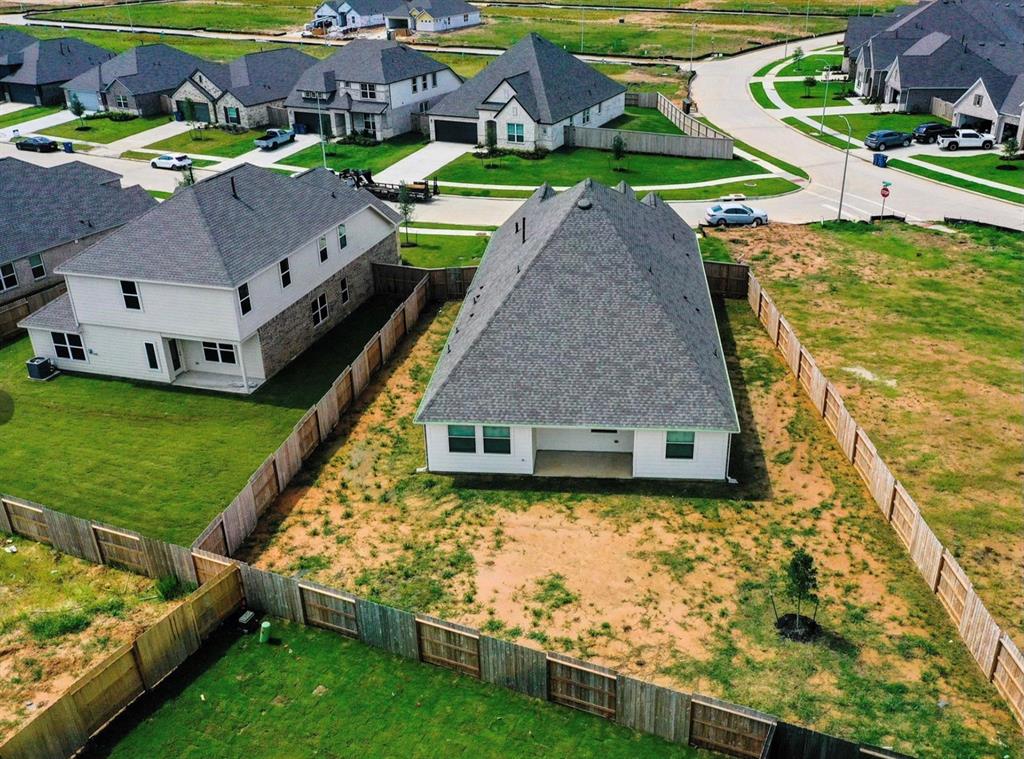 32307 Elmwood Manor, Waller, Texas image 11