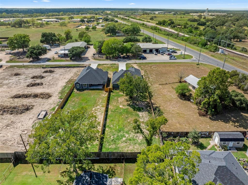 115 Oak Cluster Drive, Columbus, Texas image 24