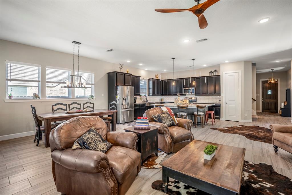 303 Trillium Park Loop, Conroe, Texas image 19