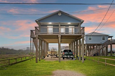 1310 Monument Drive Surfside Beach TX 77541