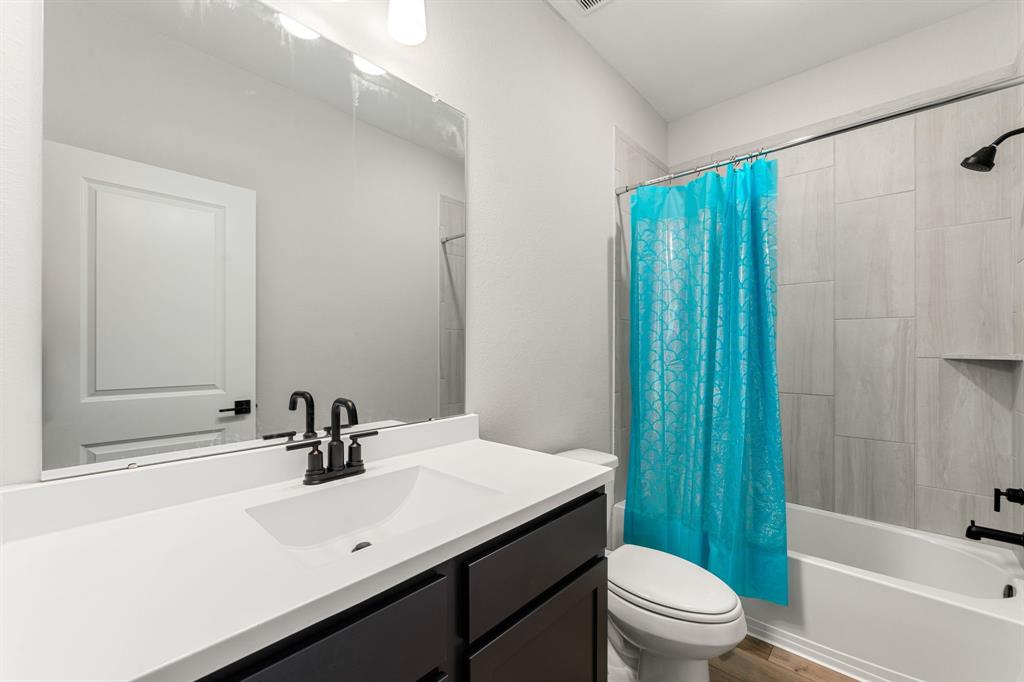 3009 Floating Barque Drive, Santa Fe, Texas image 24