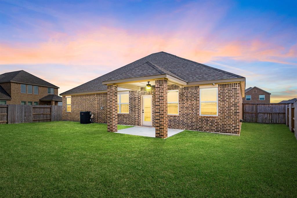 3009 Floating Barque Drive, Santa Fe, Texas image 30