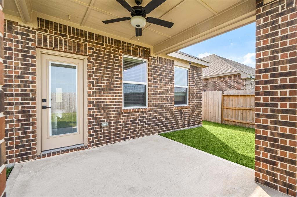 3009 Floating Barque Drive, Santa Fe, Texas image 28