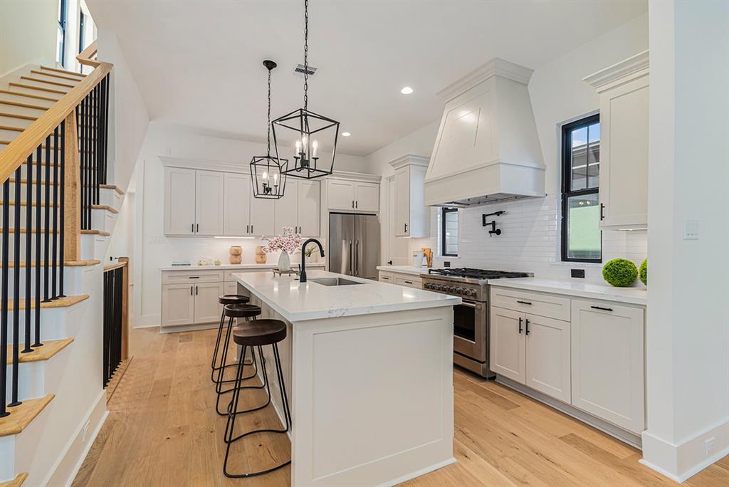 517 E 4th Street, Houston, Texas image 9
