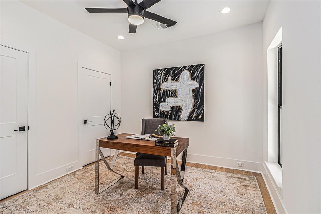 517 E 4th Street, Houston, Texas image 3