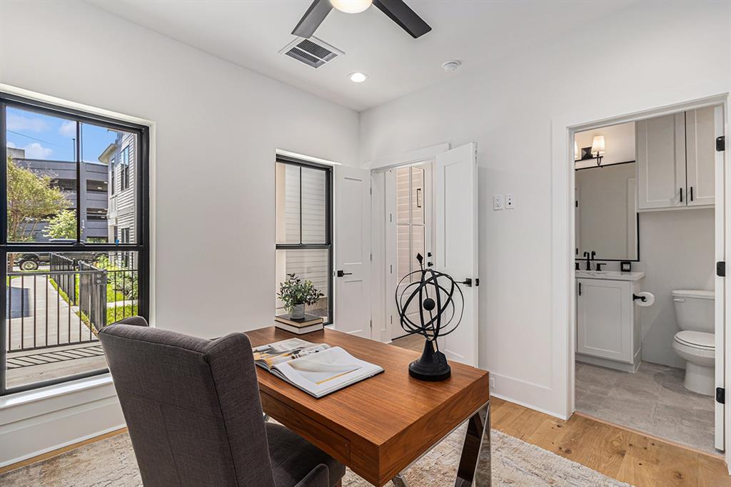 517 E 4th Street, Houston, Texas image 5