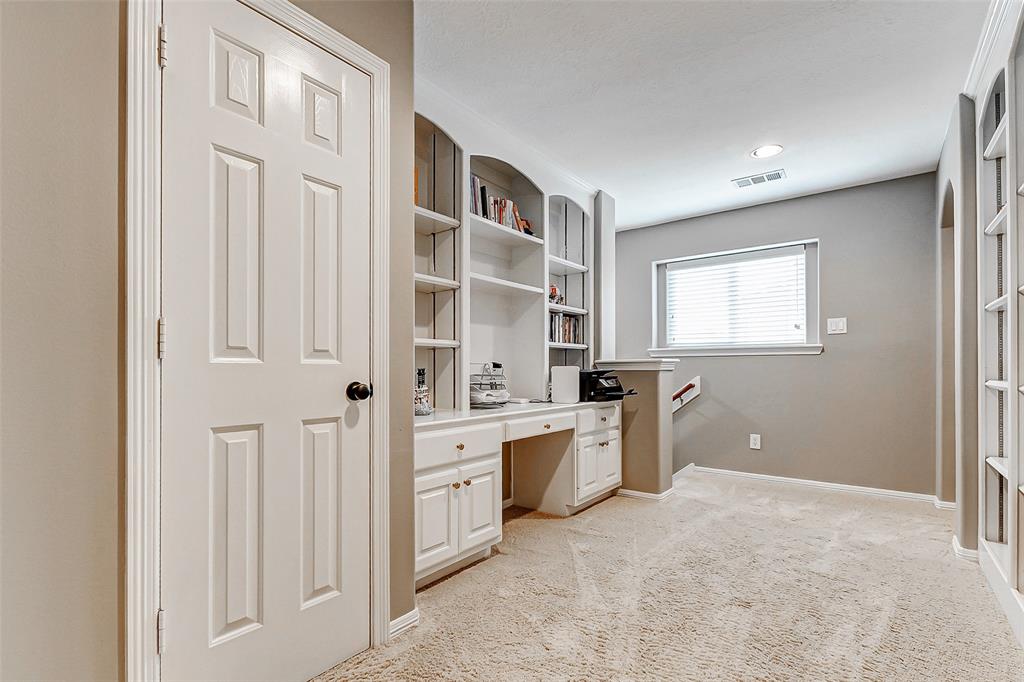 1011 Mahogany Run Drive, Katy, Texas image 32