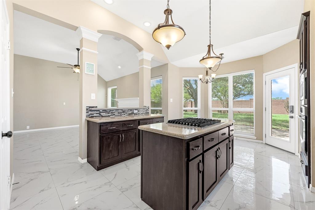 2146 Morning Park Drive, Katy, Texas image 15