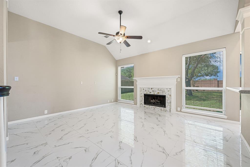 2146 Morning Park Drive, Katy, Texas image 7