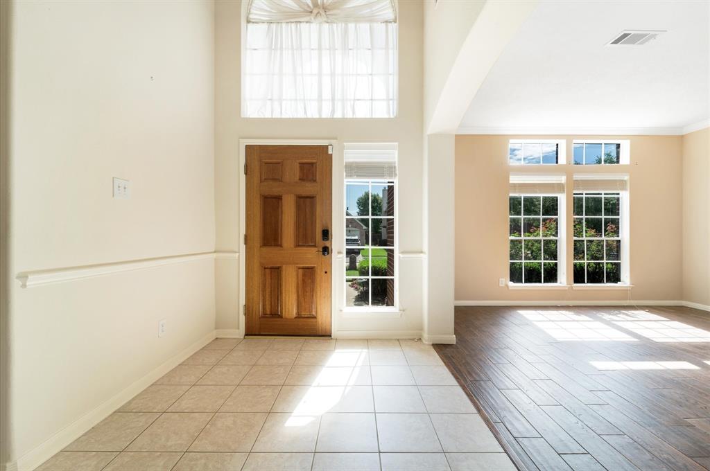 4919 Fern Cove Drive