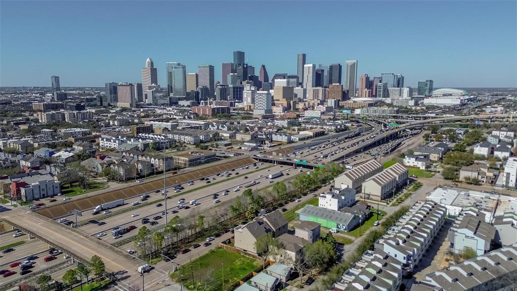 Houston, Texas 77004, United States, 3 Bedrooms Bedrooms, ,4 BathroomsBathrooms,Residential,Active,178795