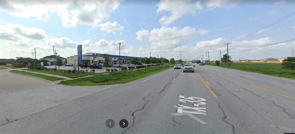 5675 Highway 35 N
