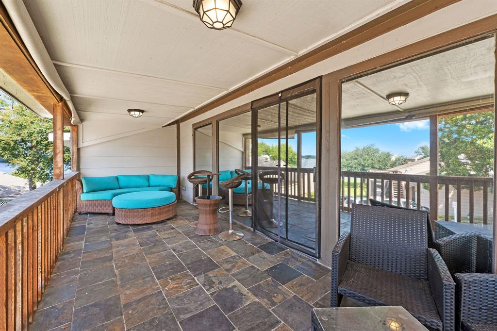 118 April Point Drive, Conroe, Texas image 15