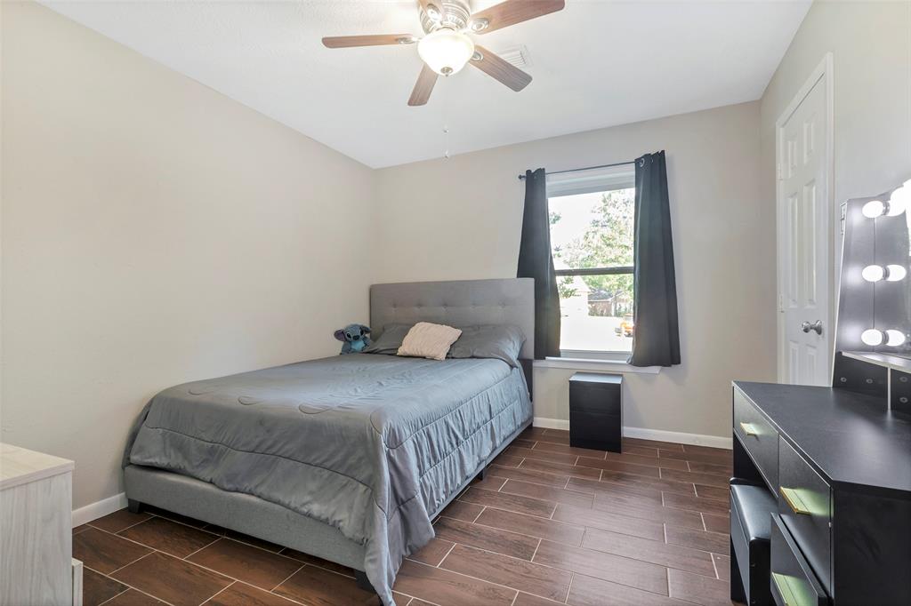 710 Razee Court, Crosby, Texas image 11