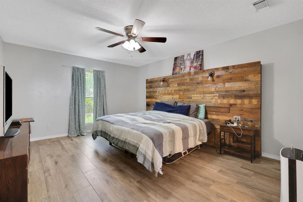 19414 Forest Timbers Court, Humble, Texas image 11