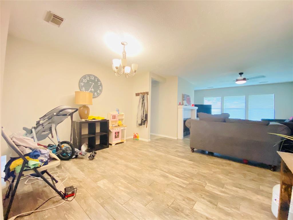4710 Linden Place