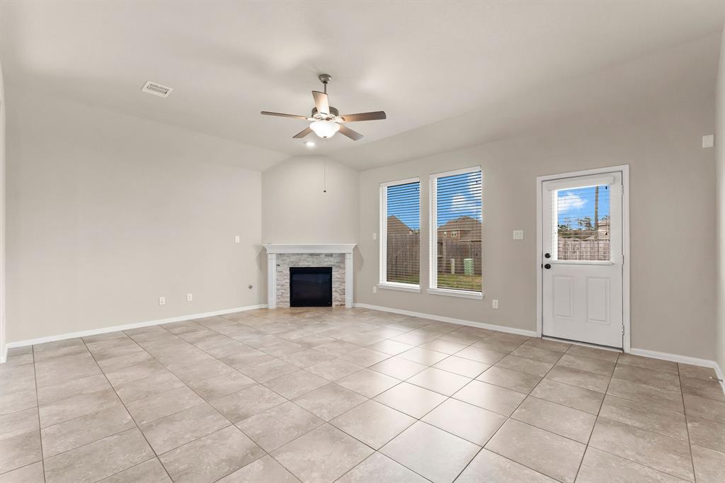 4239 Green Landing Drive, Spring, Texas image 22