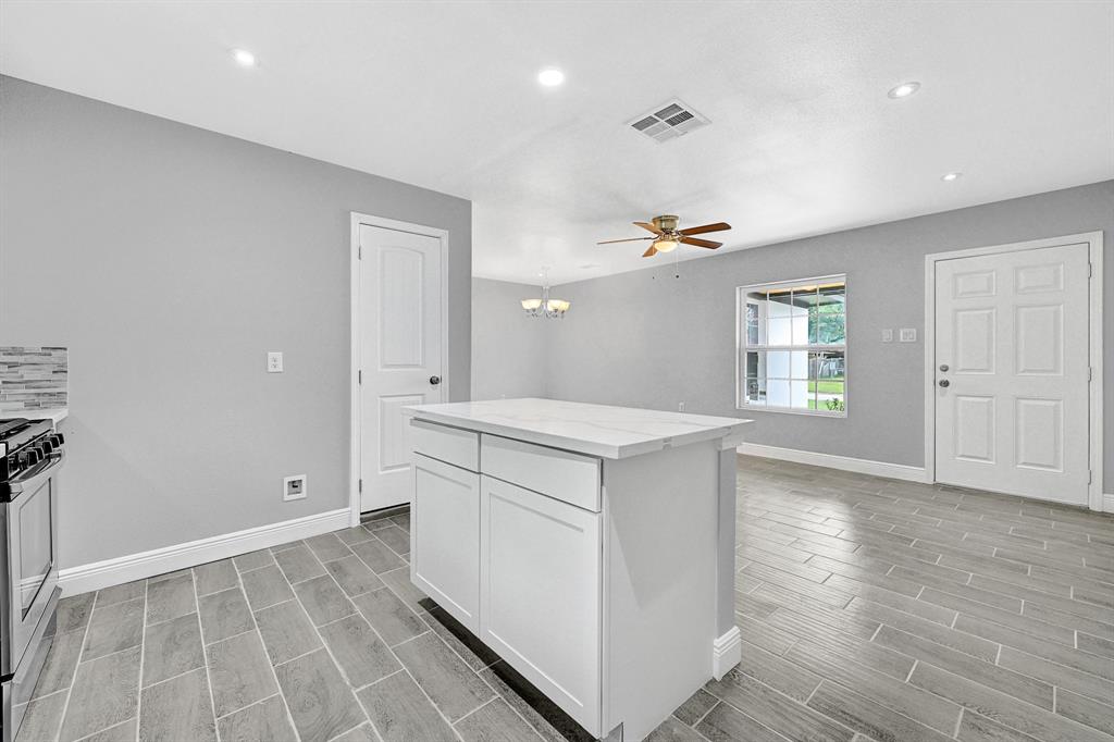 10122 Rockaway Drive, Houston, Texas image 8