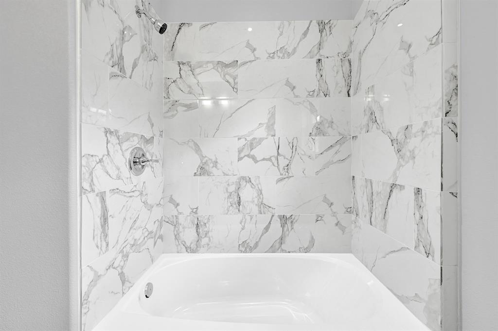 10122 Rockaway Drive, Houston, Texas image 20
