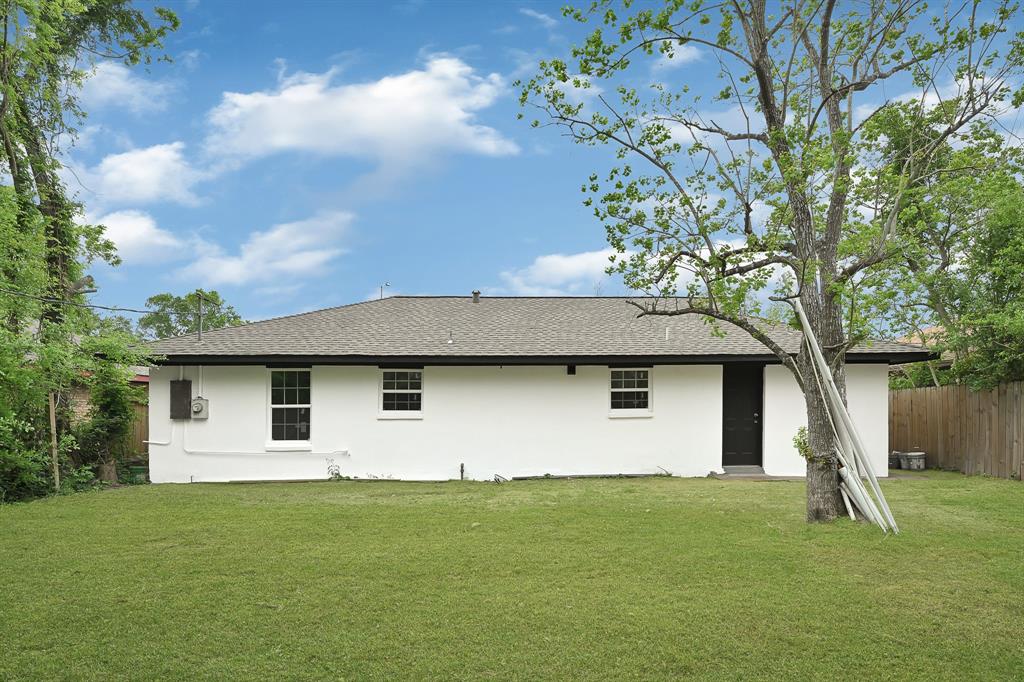 10122 Rockaway Drive, Houston, Texas image 24
