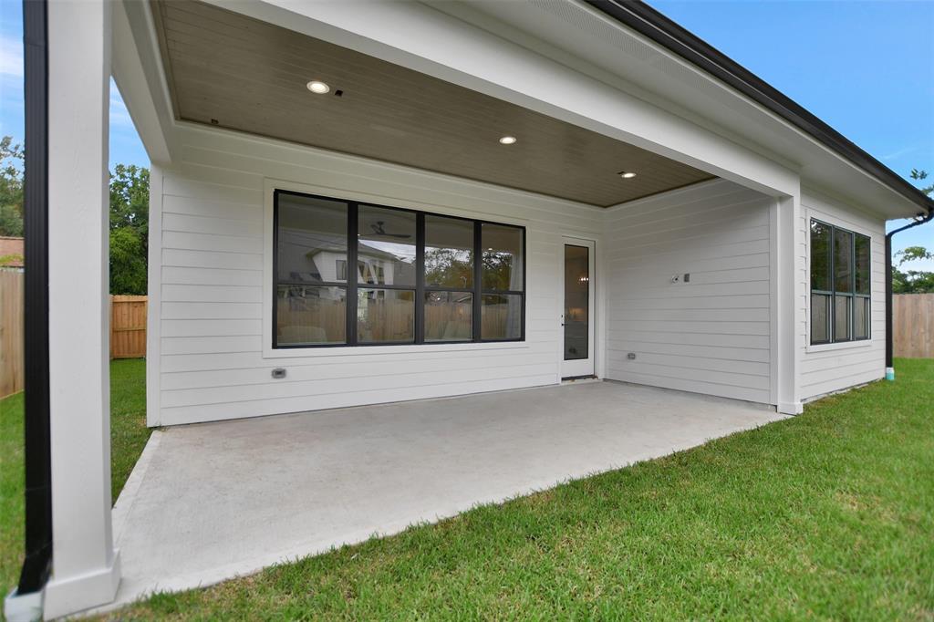 1942 Lynnview Drive, Houston, Texas image 13