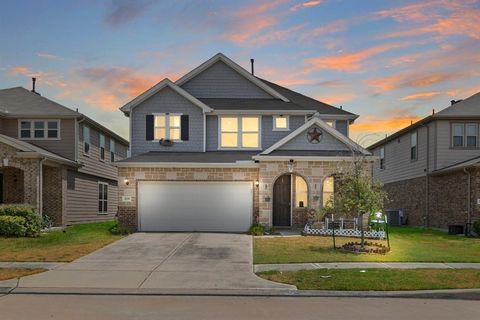 Single Family Residence in Houston TX 2635 Oakwood Bluff Trail.jpg