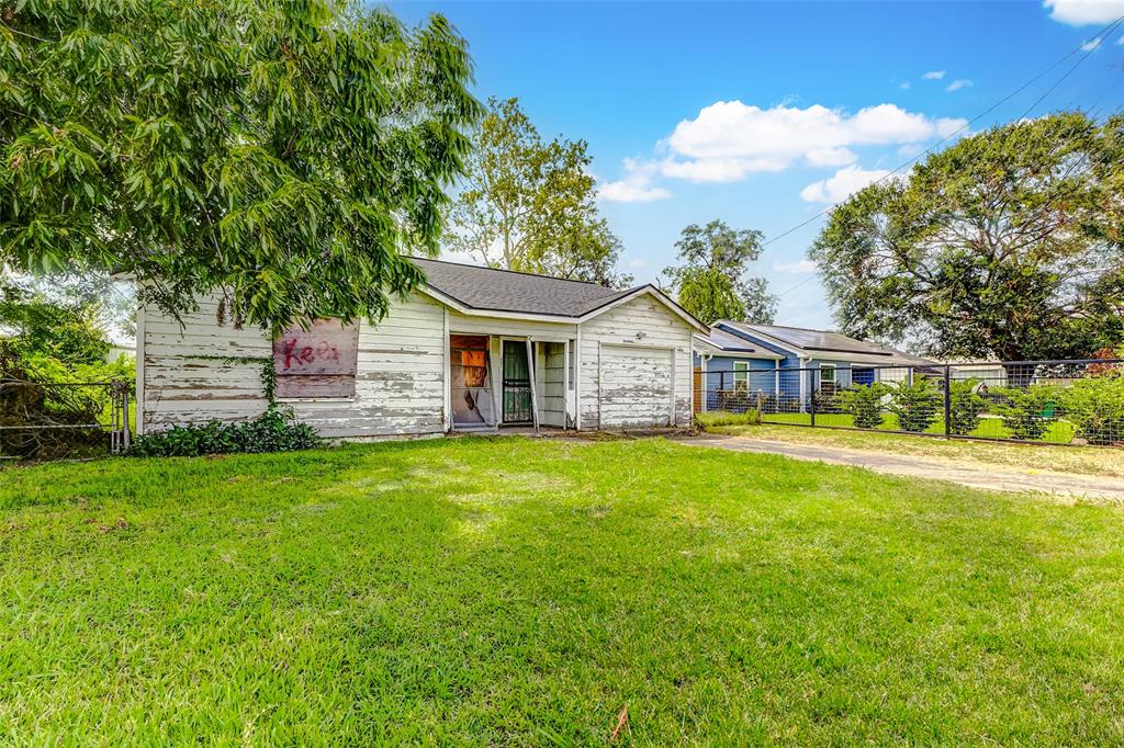 8901 N Main Street, Houston, Texas image 8