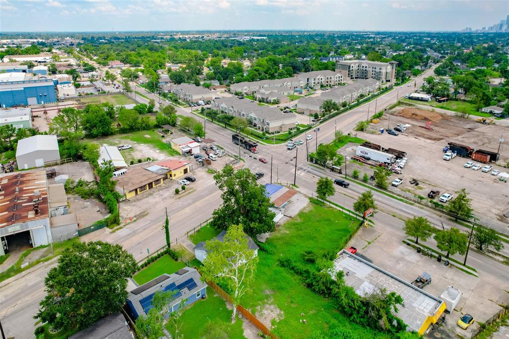 8901 N Main Street, Houston, Texas image 4
