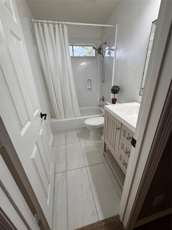 1011 Oak Park Lane Ln, Friendswood, Texas image 22
