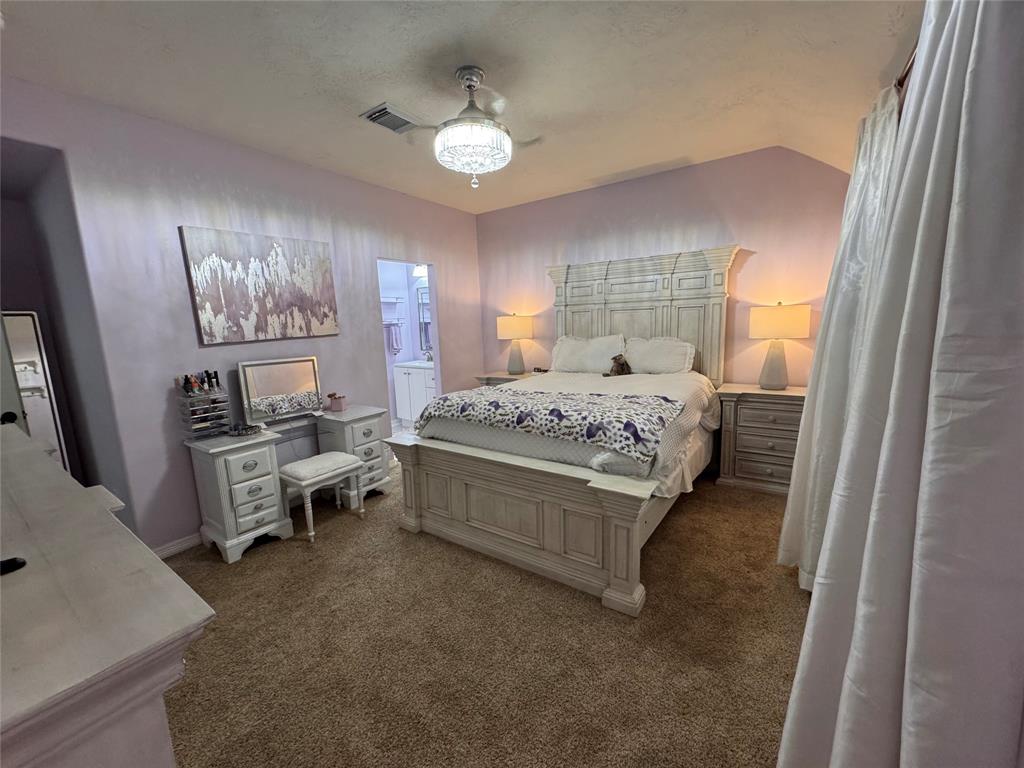 1011 Oak Park Lane Ln, Friendswood, Texas image 24