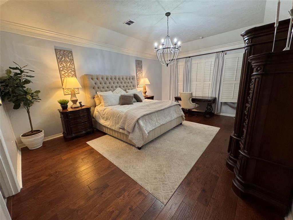 1011 Oak Park Lane Ln, Friendswood, Texas image 15
