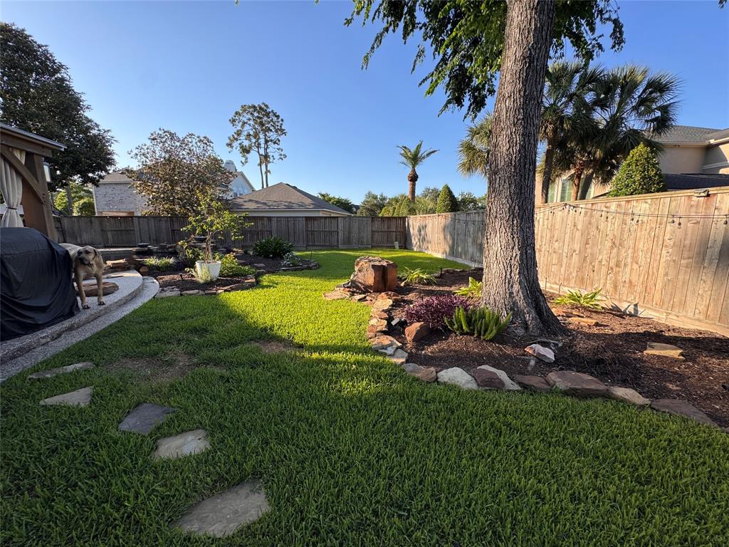 1011 Oak Park Lane Ln, Friendswood, Texas image 37