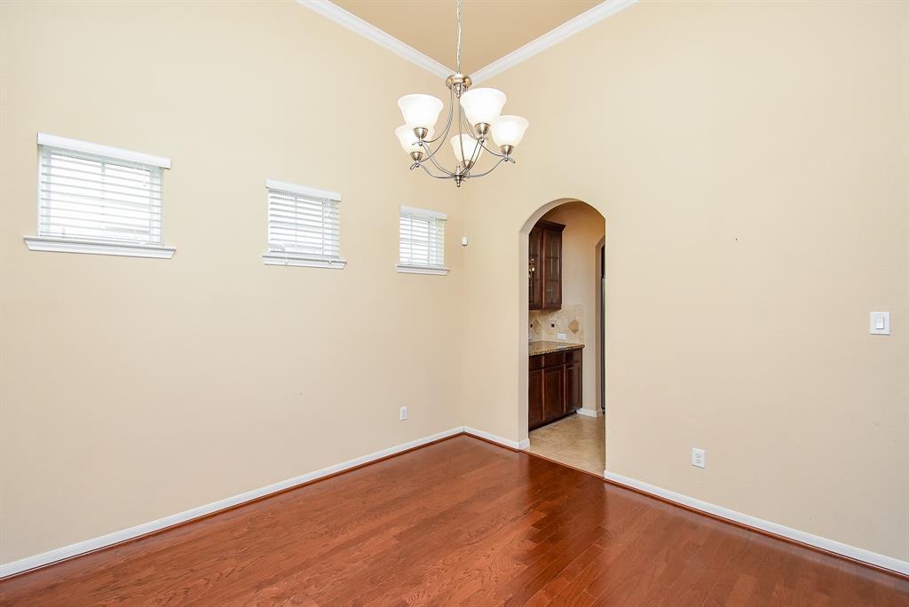 10026 Western Pine Trail, Katy, Texas image 4