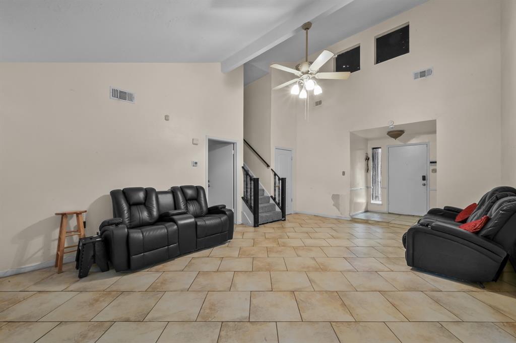 2611 Fern Hill Drive, Spring, Texas image 8