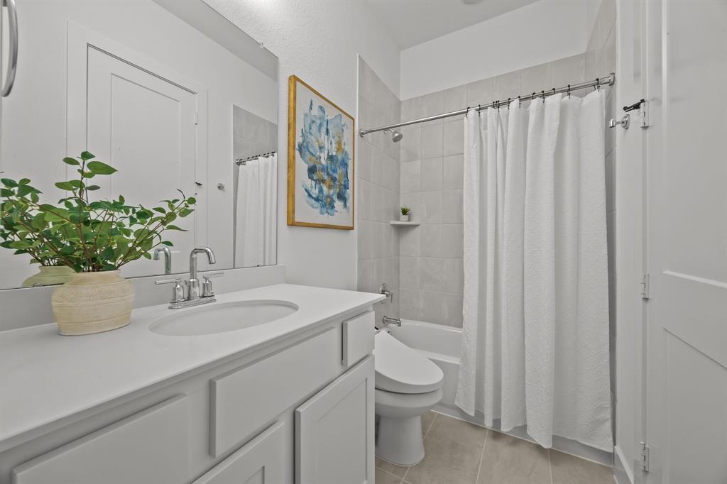 5015 Lake Vista Drive, Manvel, Texas image 22