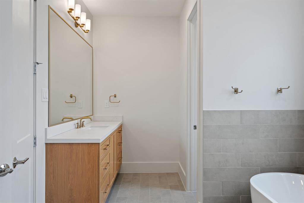 710 Waverly Street #D, Houston, Texas image 24